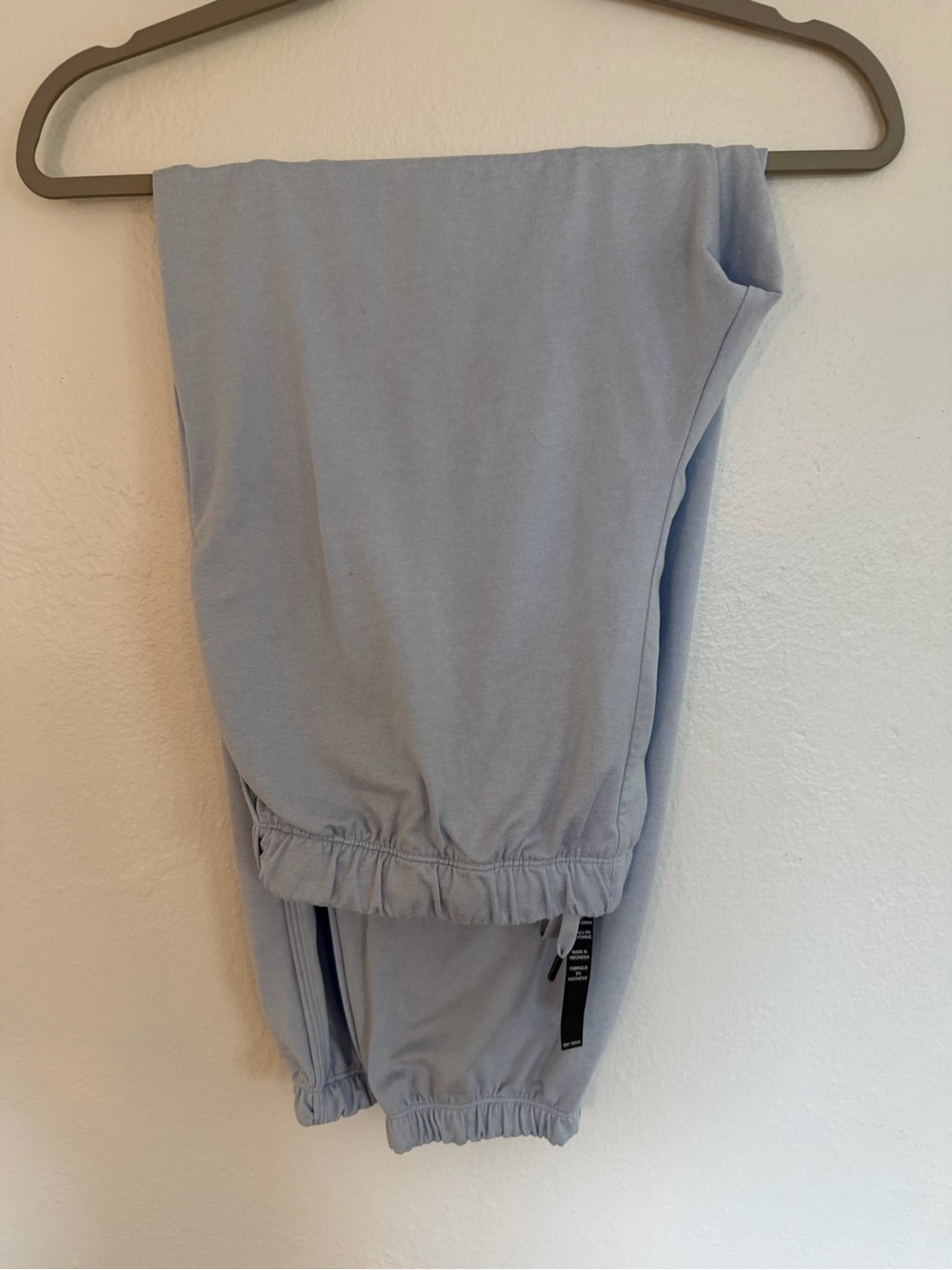Vuori Light Blue Halo Modern Sweatpant Jogger